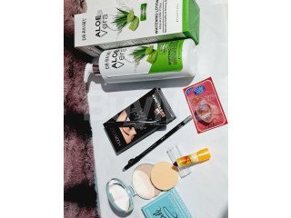 MAKE UP ITEMS AND ALOE BODY LOTION 2 IN 1 PACK