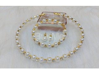 PEARL NECKLACE SET - GOLD