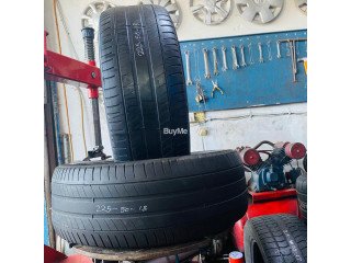 USED TYRE HONDA VEZEL 225 - 50 - 18