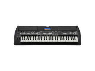 YAMAHA WORKSTATION KEYBOARD