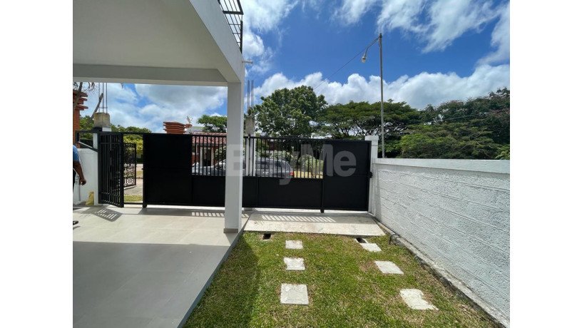 luxury-house-for-sale-in-ekala-ja-ela-big-1