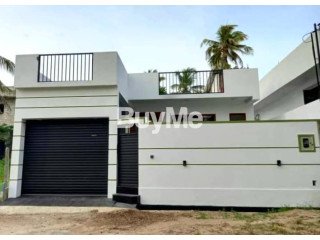 FULLY COMPLETED MODERN SINGLE-STOREY HOUSE FOR SALE IN RAGAMA HEEKENDA AREA