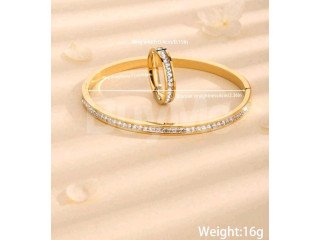 BANGLE WITH RING - GOLD