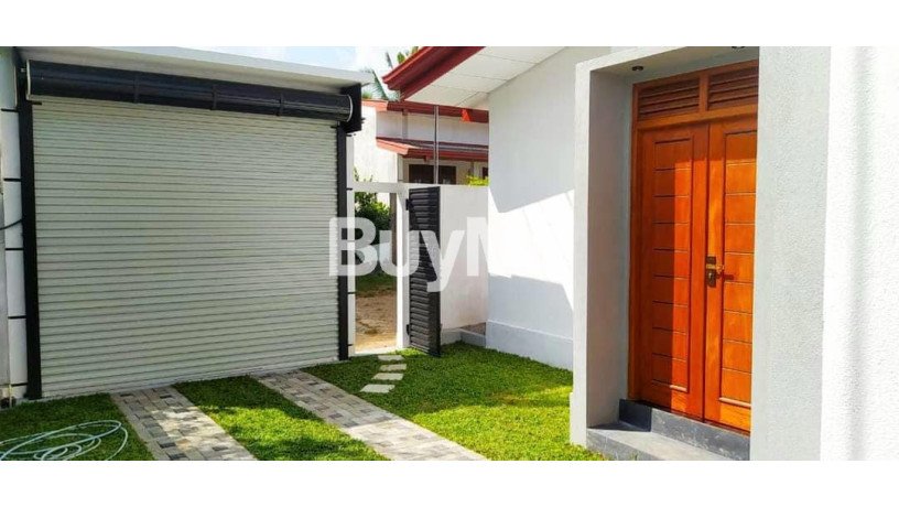 fully-completed-modern-type-brand-new-single-story-house-for-sale-in-dedigamuwa-athurugiriya-big-2