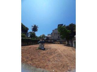 BARE LAND FOR SALE IN GUNATHILAKA GARDENS OFF PARK ROAD COLOMBO 05