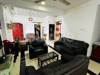 MORDERN THREE STORY HOUSE FOR SALE IN COLOMBO 15