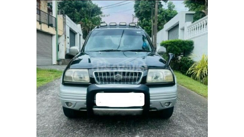 suzuki-escudo-1999-2001-big-6