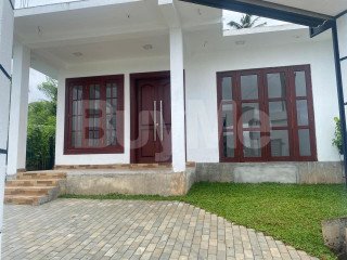 BRAND NEW HOUSE FOR SALE IN KAHATHUDUWA