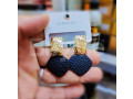 square-shaped-stud-earrings-black-small-0