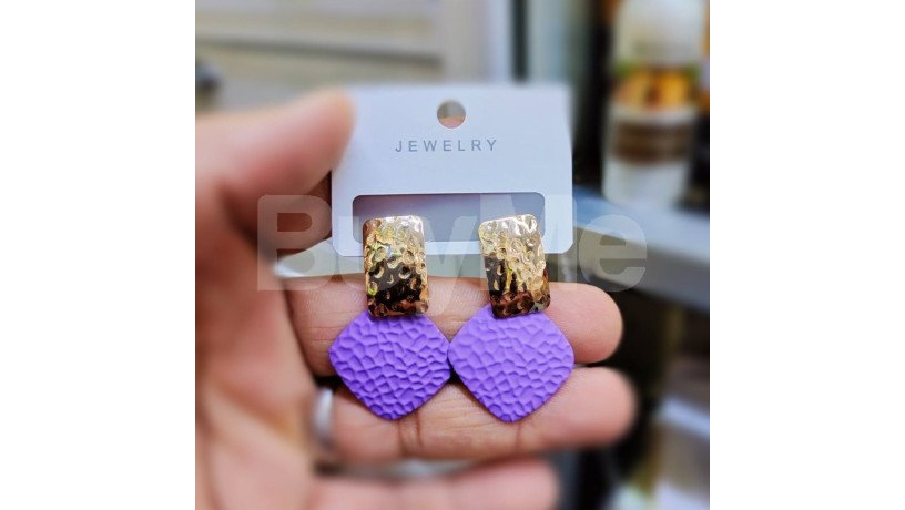 square-shaped-stud-earrings-purple-big-0