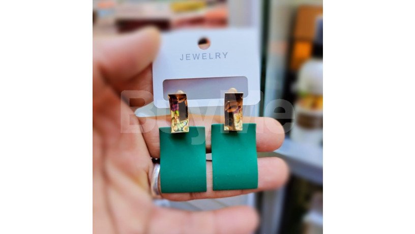 rectangle-shaped-earrings-green-big-0