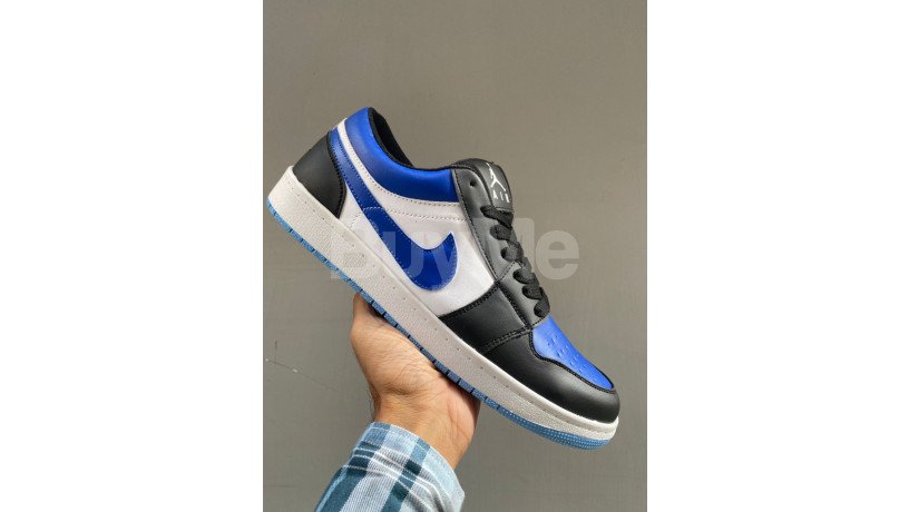 nike-shoes-70b-blue-white-and-black-big-1