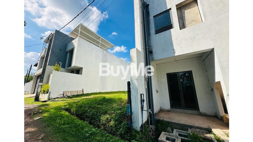 partially-built-house-for-sale-in-baththaramulla-s206-dd-big-7