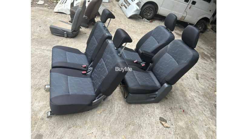 buddy-van-seat-suzuki-big-0