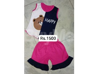 CHILDREN'S CLOTHING