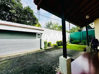 LUXURY 2 STOREY HOUSE FOR SALE IN KOTTE MADIWELA (S174)