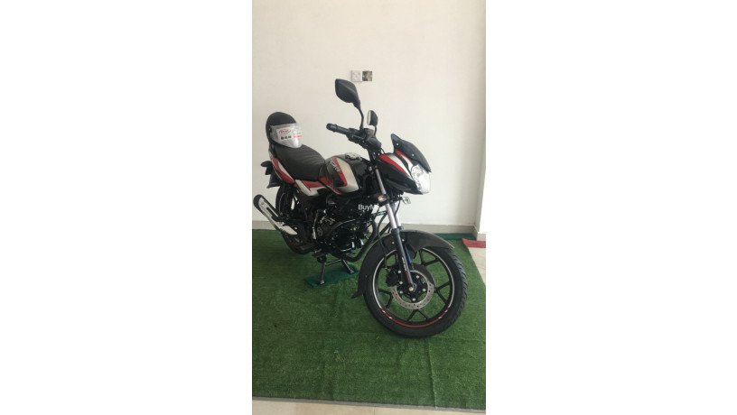 bajaj-discover-125-2023-big-2