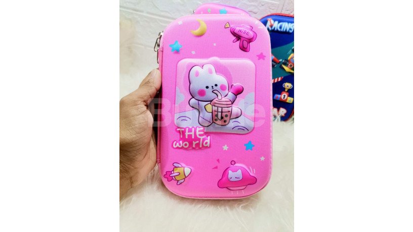 pink-3d-pouch-big-0