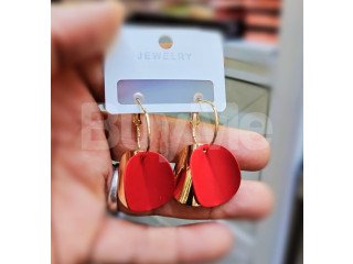 DAZZLING DROP EARRING - RED