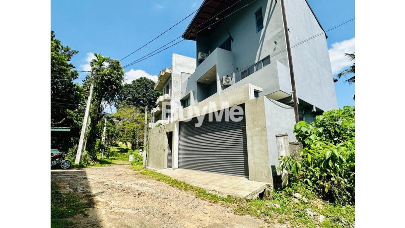 newly-built-luxury-3-storey-for-sale-in-battaramulla-palawatta-s218-big-0