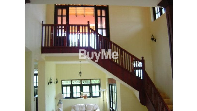 luxury-house-available-for-sale-in-kandy-hanthana-big-3