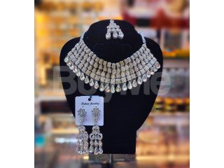 WEDDING NECKLACE STONE STUDDED - WHITE