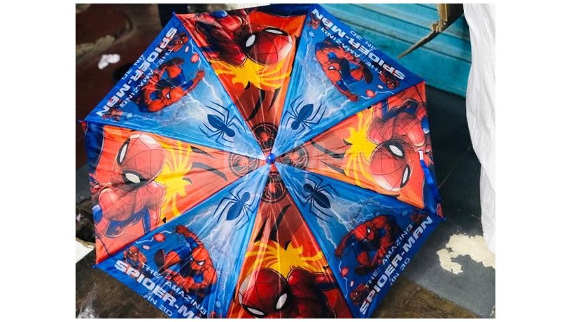 spiderman-design-umbrella-big-0