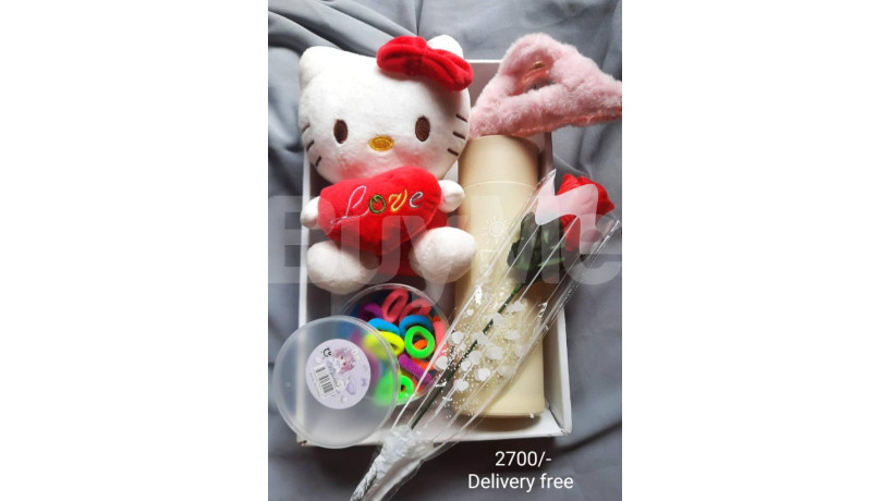 valentine-gifts-box-big-0