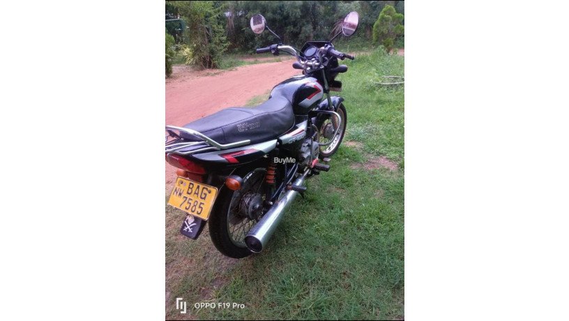 bajaj-ct100-2013-big-5