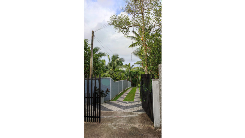 two-storey-luxury-house-for-sale-panadura-sarikkamulla-diggala-road-big-2