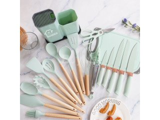 19 IN 1 SILICONE KITCHENWARE SET (P04504)