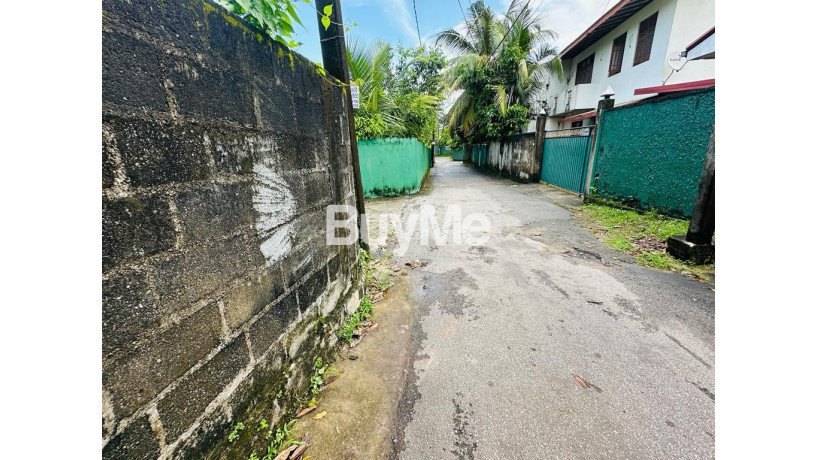 bare-land-for-sale-in-battaramulla-pipe-road-himbutana-s124-big-3