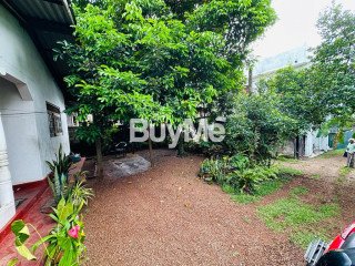 LAND FOR SALE IN BATHTHARAMULLA - (S156)