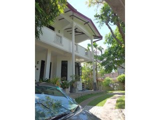 LUXURY HOUSE AVAILABLE FOR SALE IN KANDY, GURUDENIYA