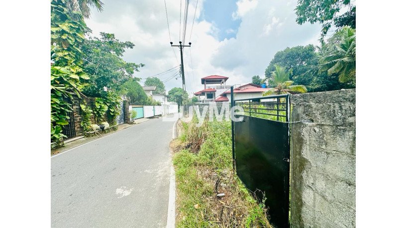 land-for-sale-in-battaramulla-robert-gunawardhana-road-s242-big-3