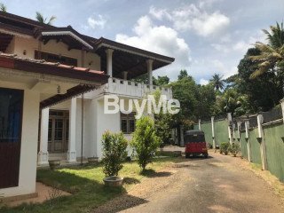 HOUSE AVAILABLE FOR SALE IN KANDY, MAVILMADA