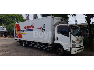 ISUZU FORWARD TRUCK 2012