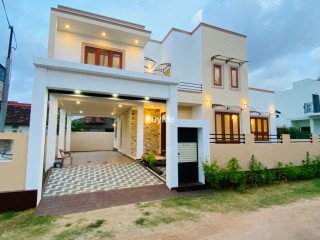 BRAND NEW LUXURY COMPLETE BOX MODERN HOUSE FOR SALE IN KATUWAPITIYA, NEGOMBO