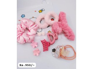 HAIR ACCESSORIES