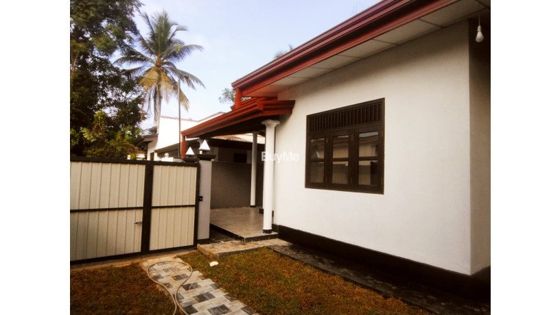 modern-new-house-for-sale-in-meegoda-wataraka-big-1