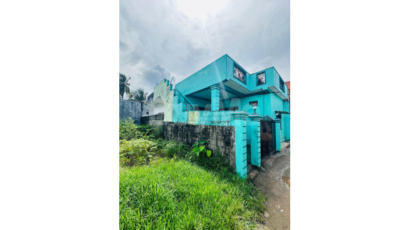 house-for-sale-in-wellampitiya-big-0