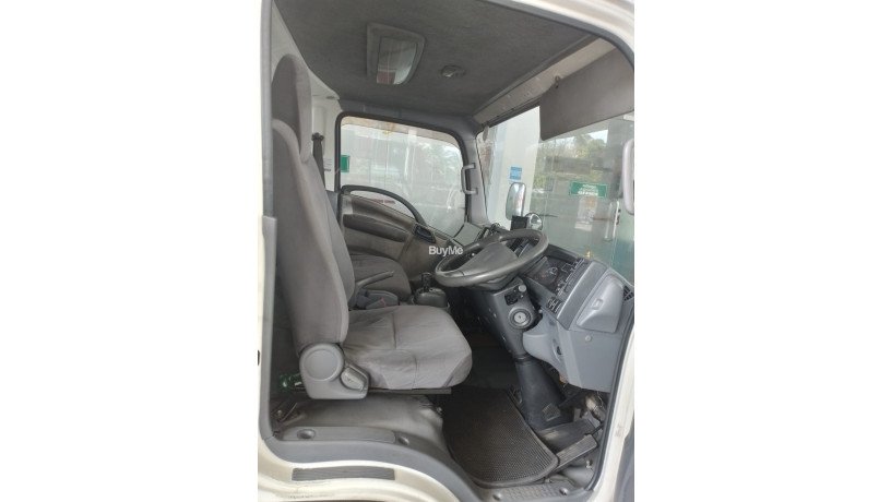 isuzu-elf-freezer-truck-nrp-85-2011-big-2