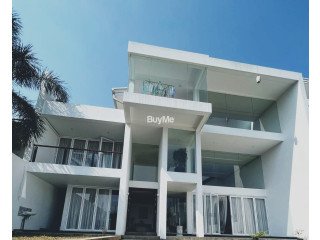 LUXURIOUS MODERN 3 STOREY HOUSE FOR SALE IN BATTARAMULLA KOSWATTA