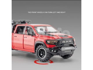 1:32 DODGE MAMMOTH VEHICLE SIMULATION KIDS TOY GIFT