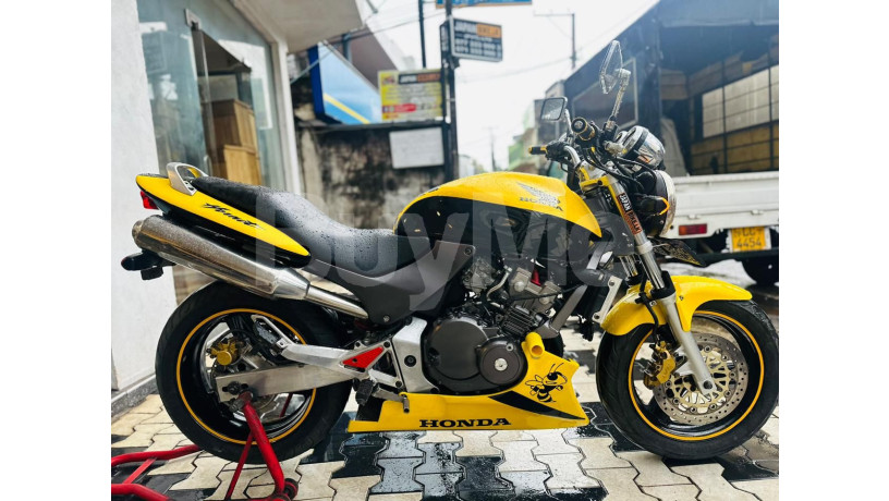 honda-hornet-250cc-2007-big-1