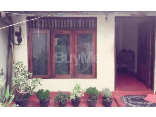 HOUSE FOR SALE IN COLOMBO 14