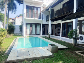 MODERN HOUSE FOR SALE IN THALAWATHUGODA