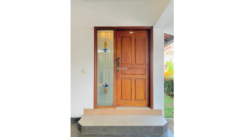 two-storey-luxury-house-for-sale-in-colombo-8-big-0