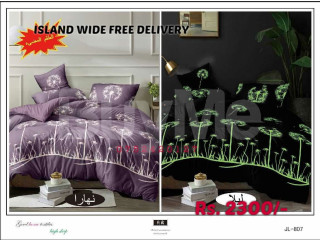 GLOW IN THE DARK BEDSHEET