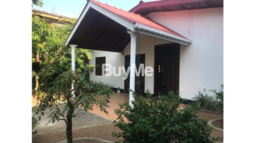 a-single-storey-house-for-sale-in-the-suburbs-of-piliyandala-big-1